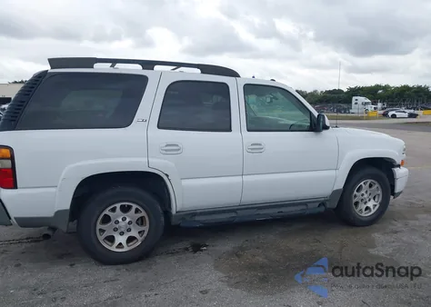 2005 Chevrolet Tahoe Z71 z USA, uszkodzony, nr VIN 1GNEC13T25R217438